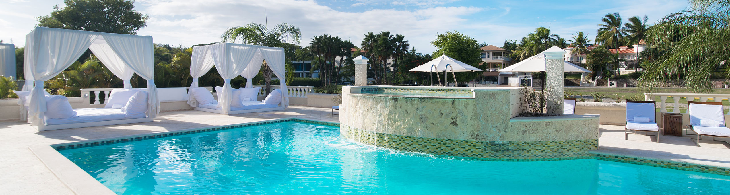 2018_Crown-Villas_3